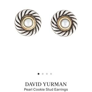 EUC David Yurman Pearl Cookie Stud Earrings